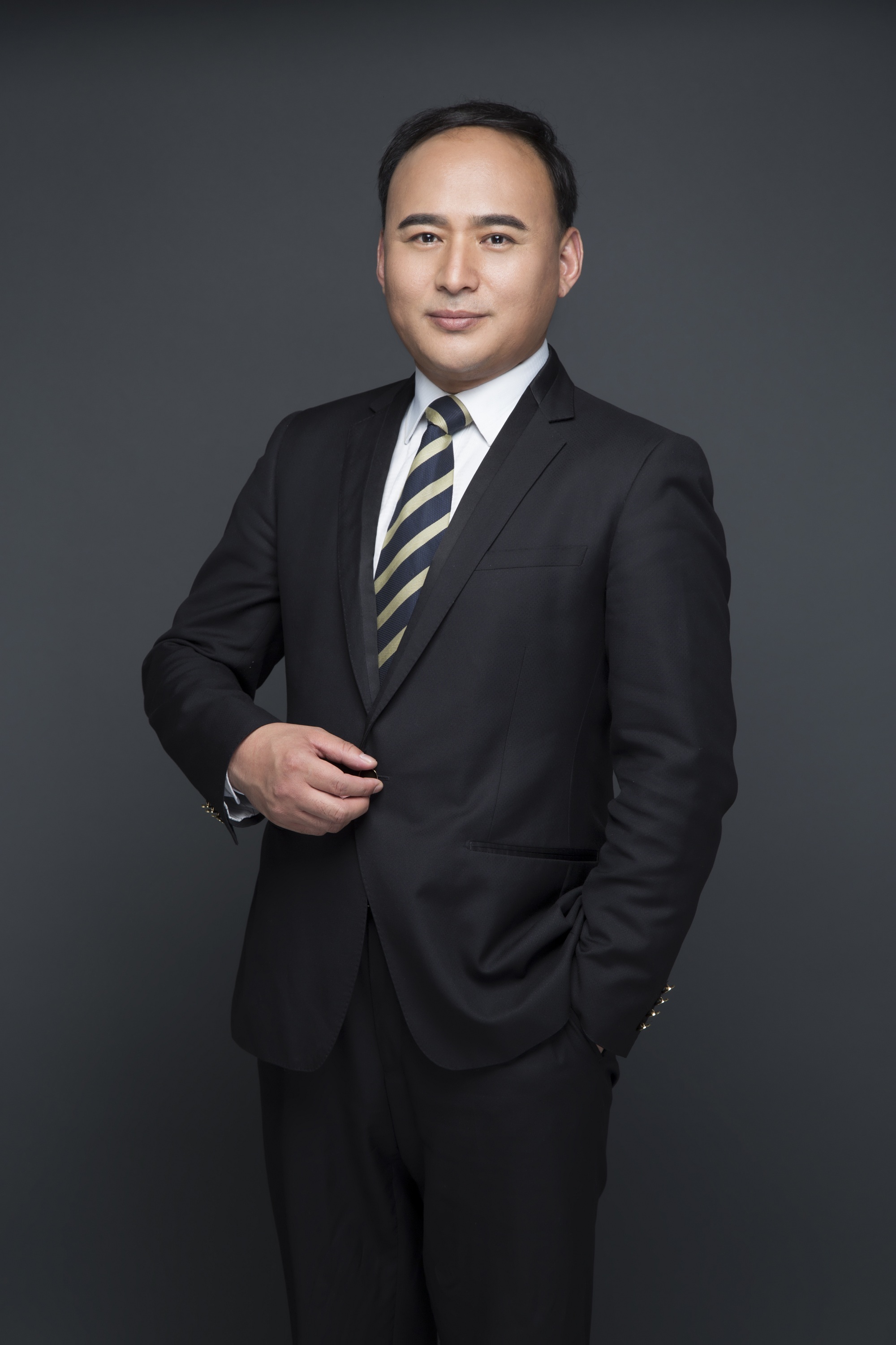 雷春 项目运营总监